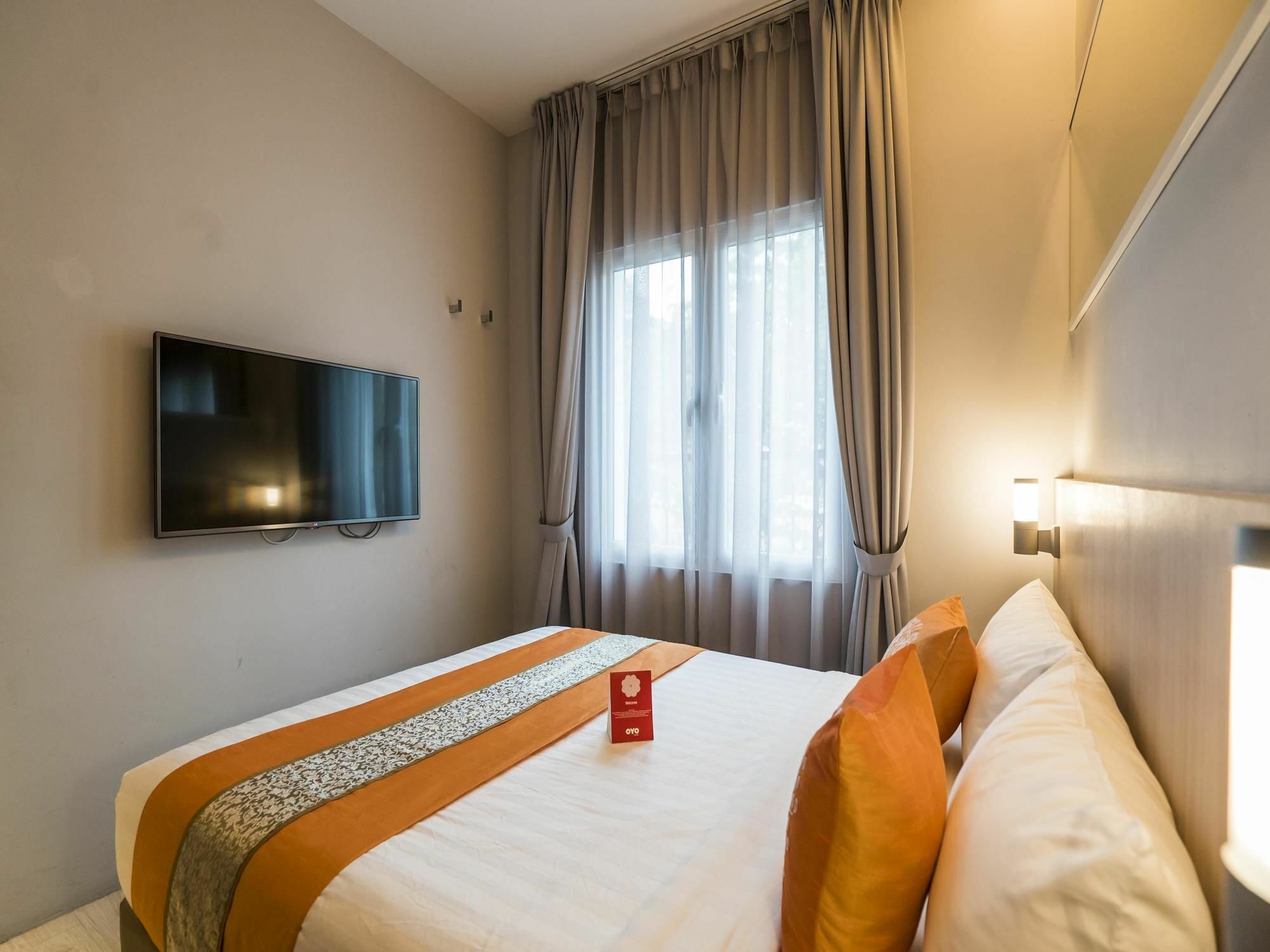 Oyo 279 Orange Premier Hotel Kuala Lumpur Buitenkant foto
